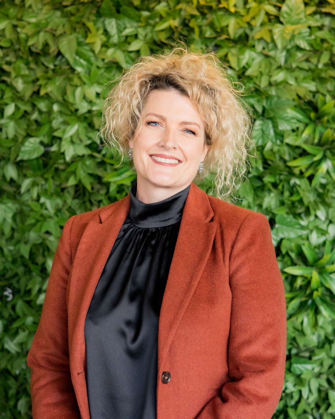 Excellence in Research - Dr Zoe Bradfield (1)